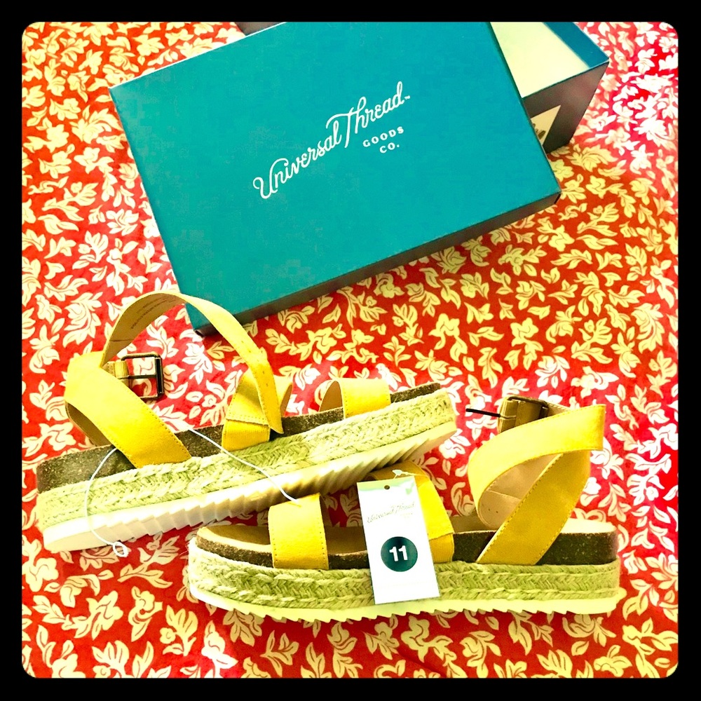 Brand New Never Worn Golden Platform Sandals
